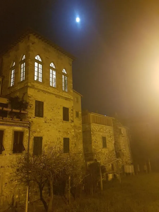 בית הארחה מלון פייבה סנטו סטפנו La Torre Di Pieve איטליה